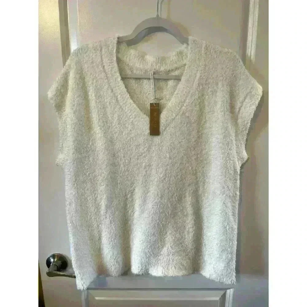 NWT REVOLVE Hello Nite Sweater Marshmallow White Size M Short sleeve Oversized